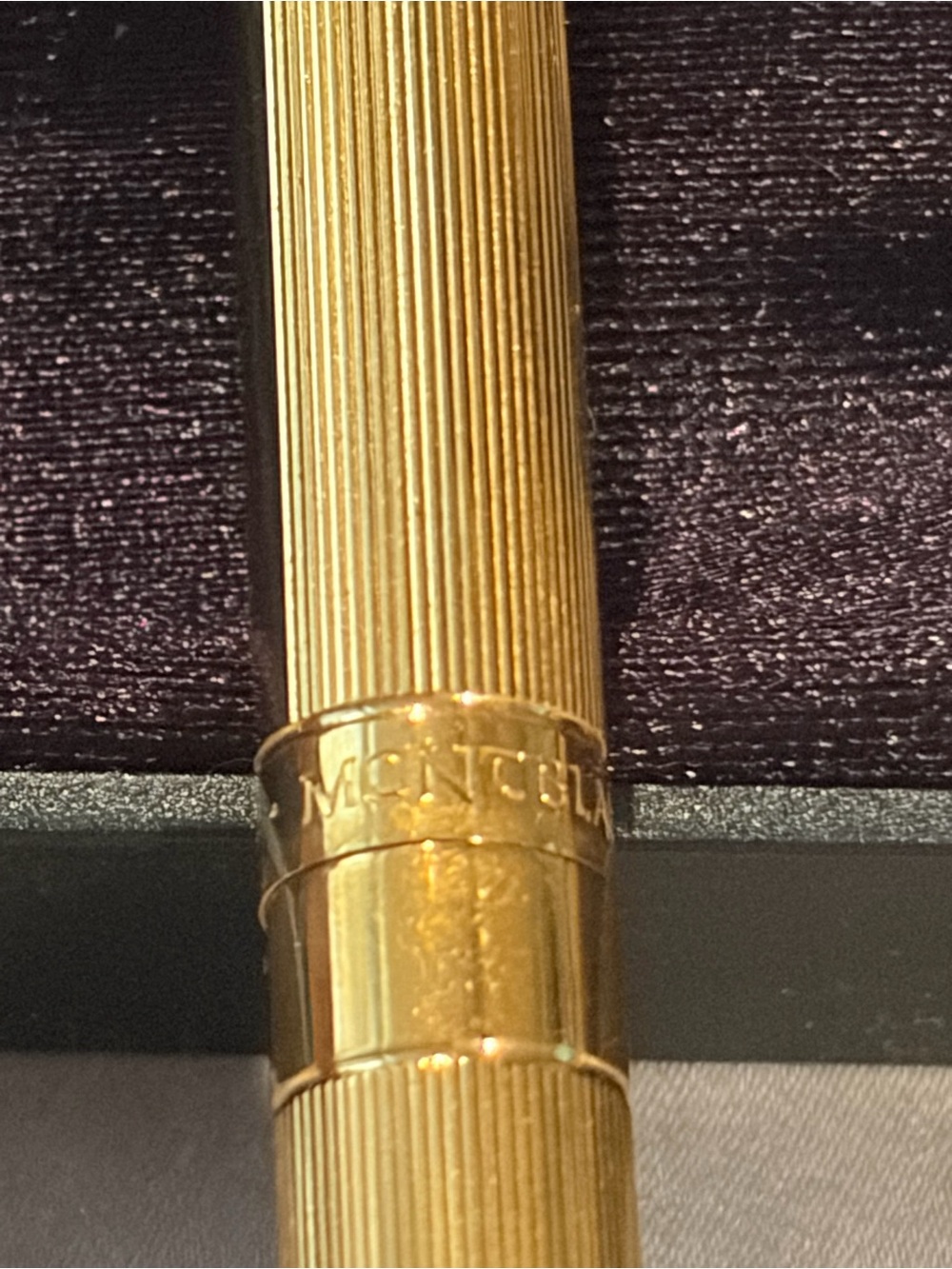 Montblanc Noblesse 18K Gold Nib Fountain Pen - Gold Striped, Box & 2 Converters - Picture 10 of 11